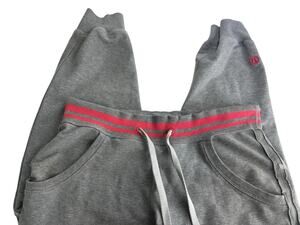 Lululemon Grey Pink Stripe Flashback Cropped Capri Sweatpants Joggers Size 6
